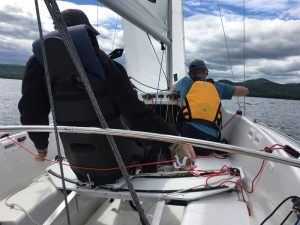 Sonar mid-boat seat